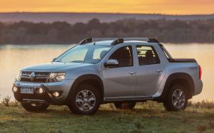Renault Duster Oroch Dynamique 2.0 4x4 2018 года